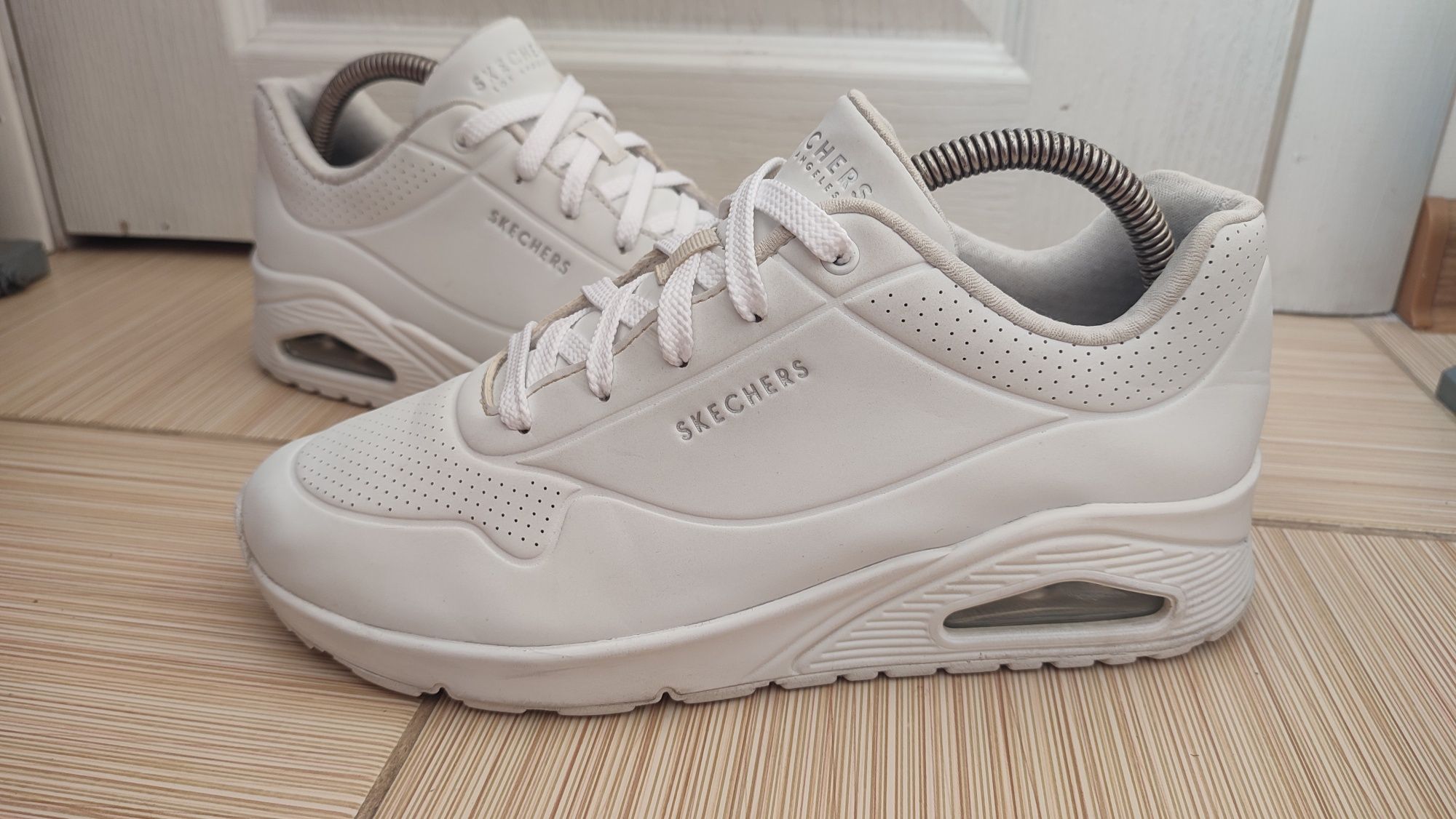 Кросівки SKECHERS LOS ANGELES, 40-42 р., 27 см
