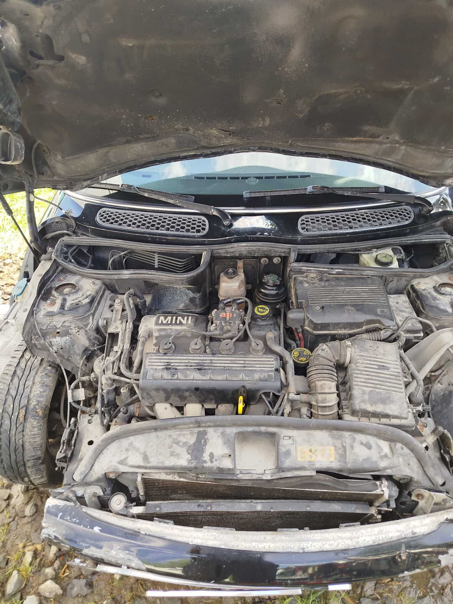Mini Cooper r50 1.6 na części/całość