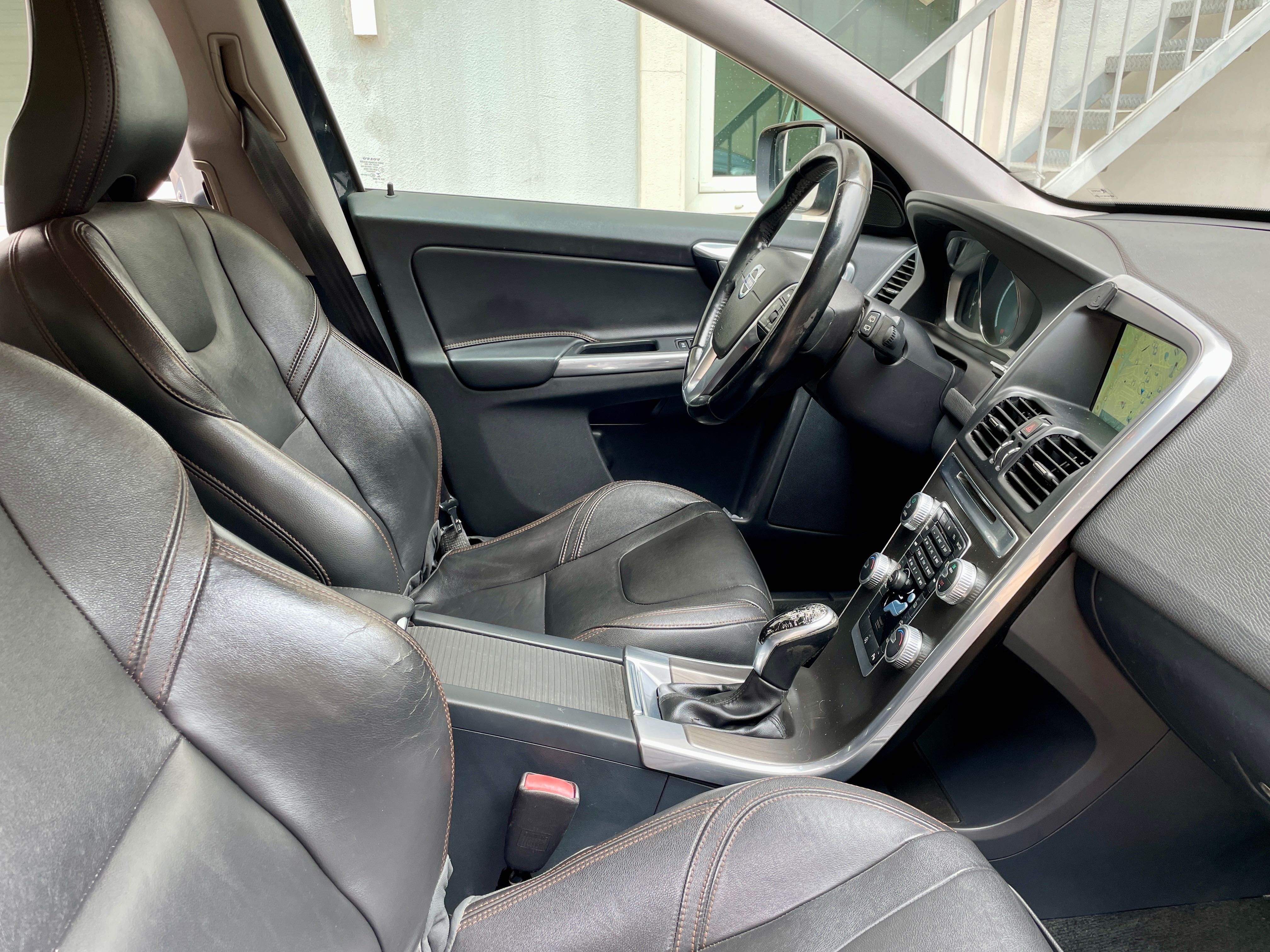 Volvo XC 60 2.0 D4 Summum Geartronic 181 cv FWD