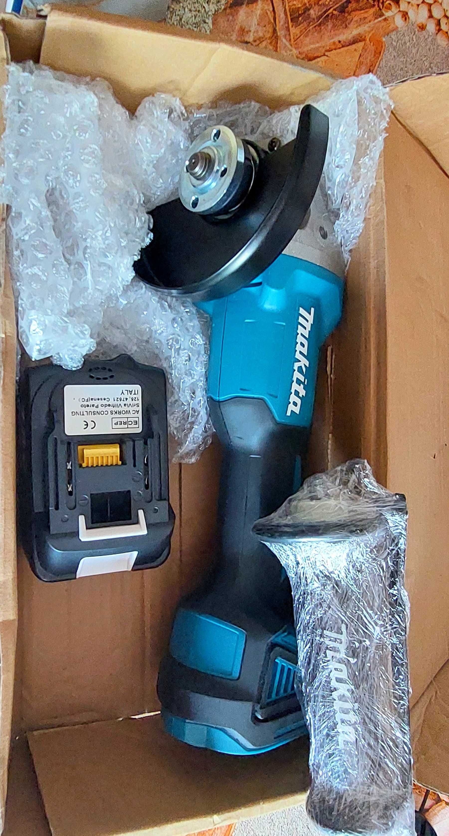 Rebarbadora Makita 125 mm 8500 rm