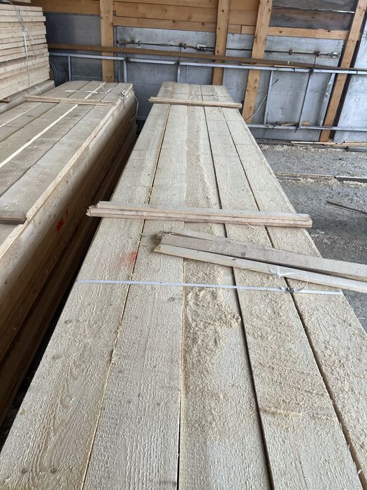 Пиломатеріал. Дошка суха 200/50/6000мм