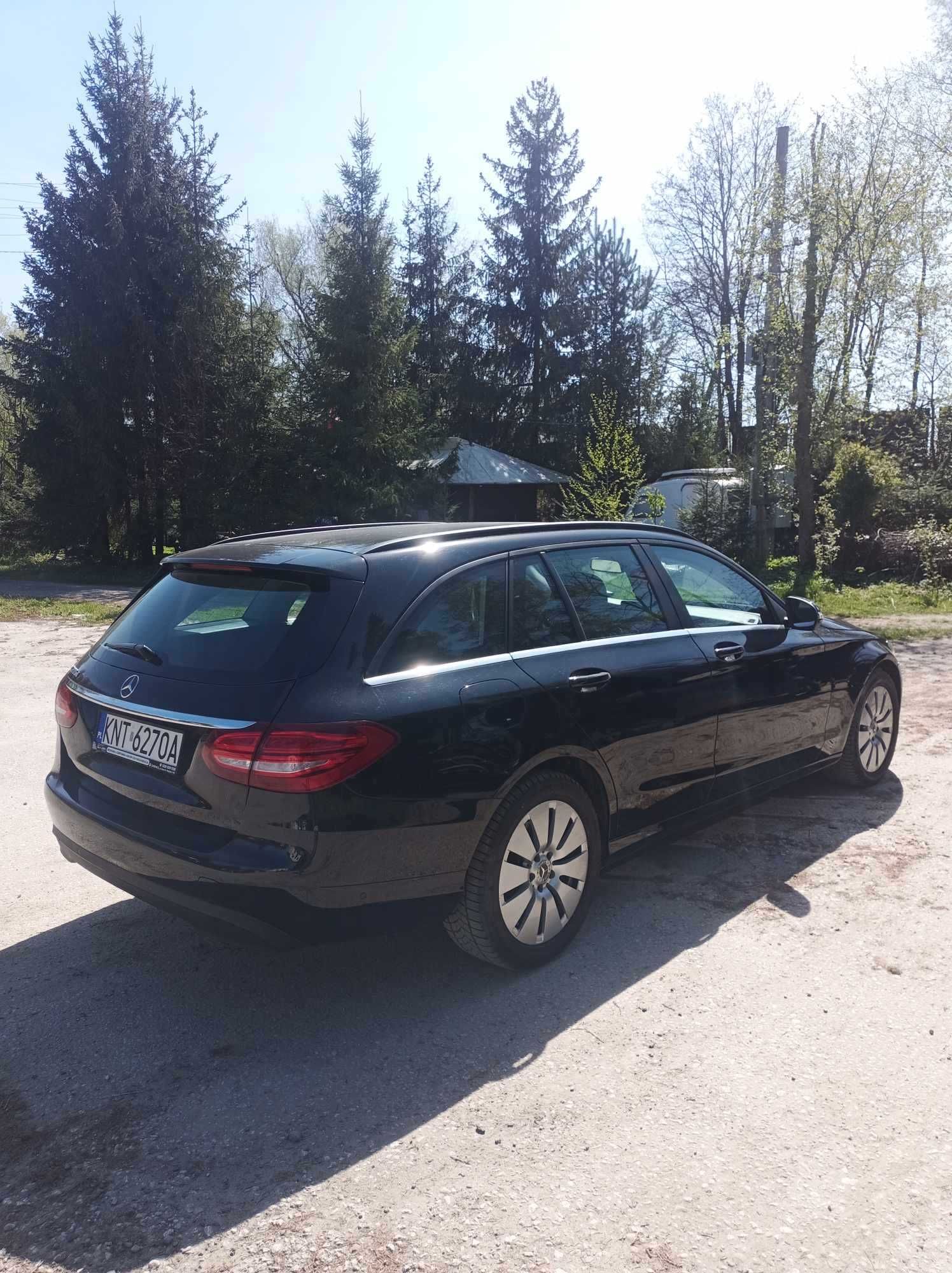 Samochody na wynajem Nowy Targ Podhale, bus do wynajęcia wypożyczalnia