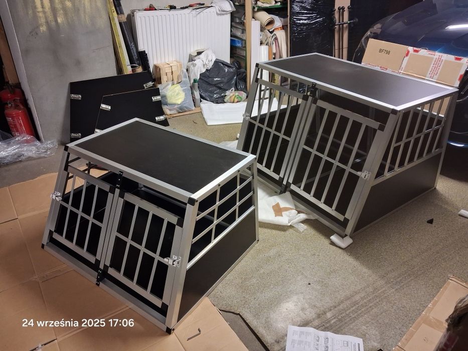 Klatka transportowa kenelowa.