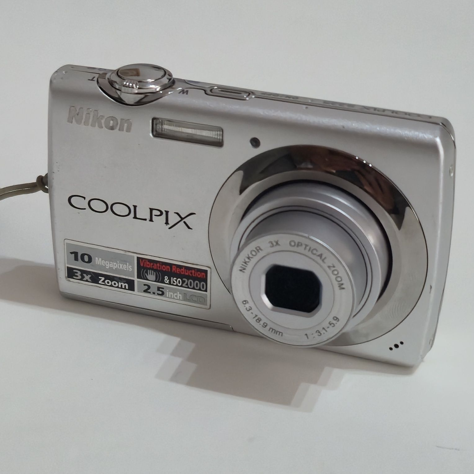 Nikon Coolpix S225 - 10MP - Máquina fotográfica digital compacta