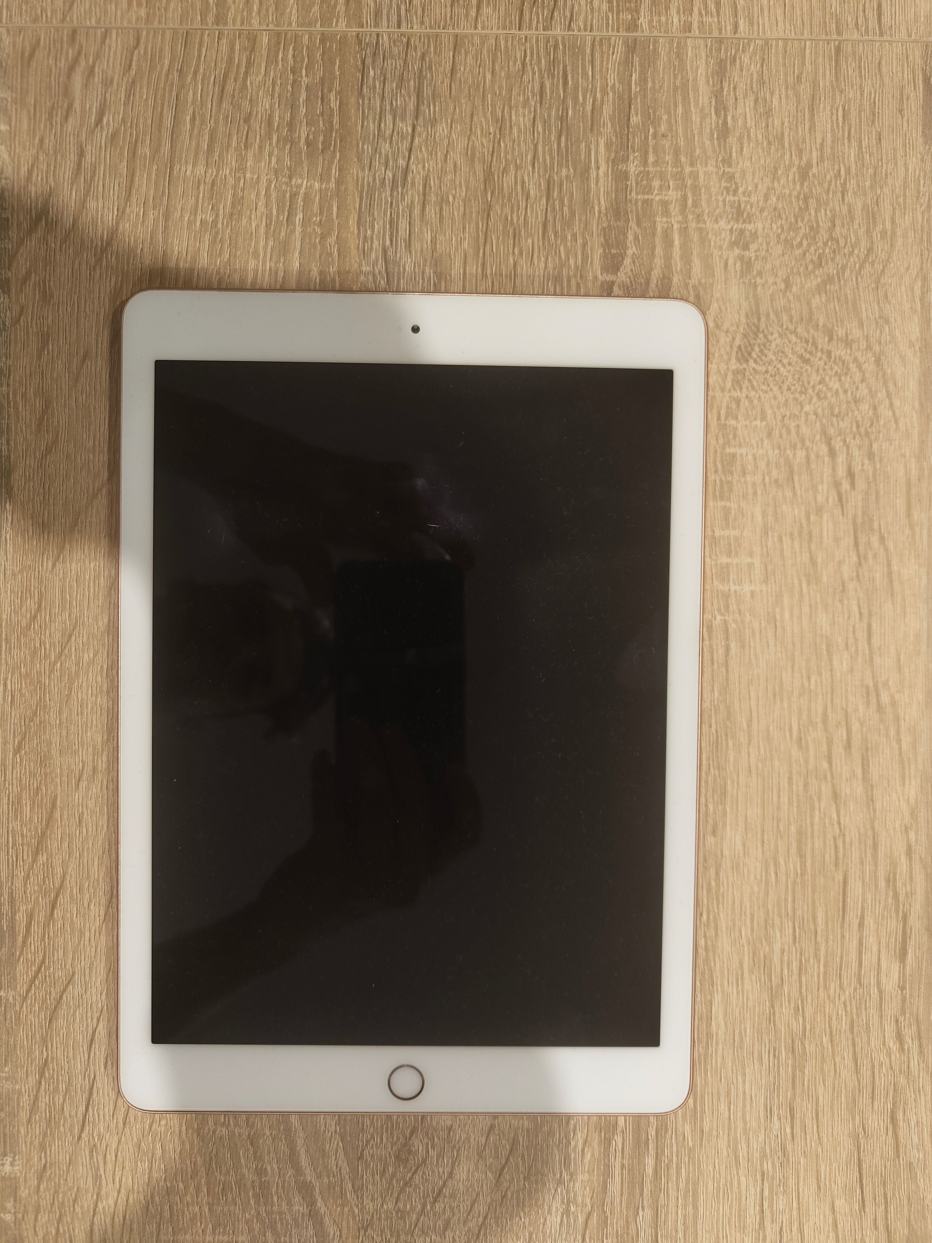 iPad 32GB – Impecável + Carregador Original