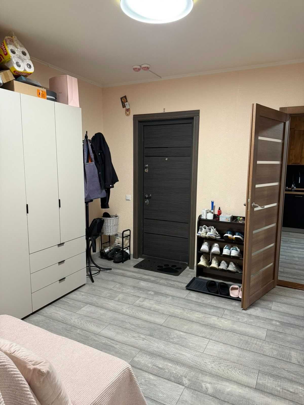 2-кімнатна - 77 м² по вул Ревуцького 54! ЖК Ревуцький. Улюбленці - так