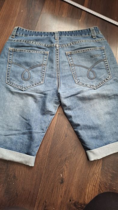 Spodenki jeansowe