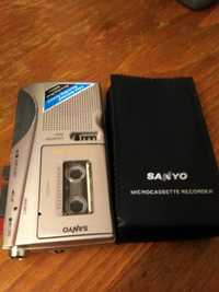 Кассетный диктофон Sanyo