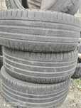 Продам комплект резины Nokian Tyres 215/65 R16