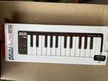 Akai LPK25 – kompaktowa klawiatura MIDI USB
