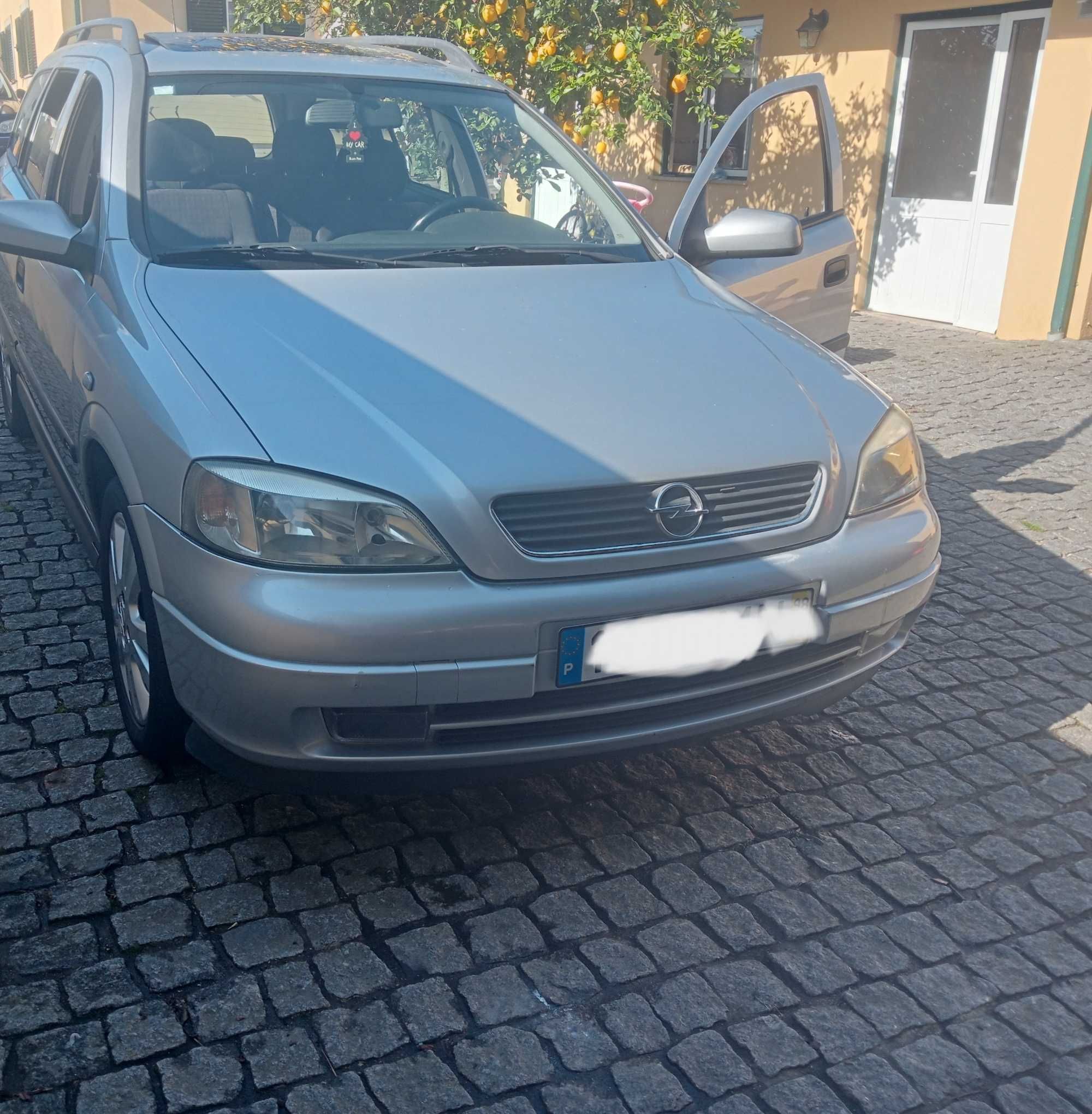 Opel astra 1.4 16v sport