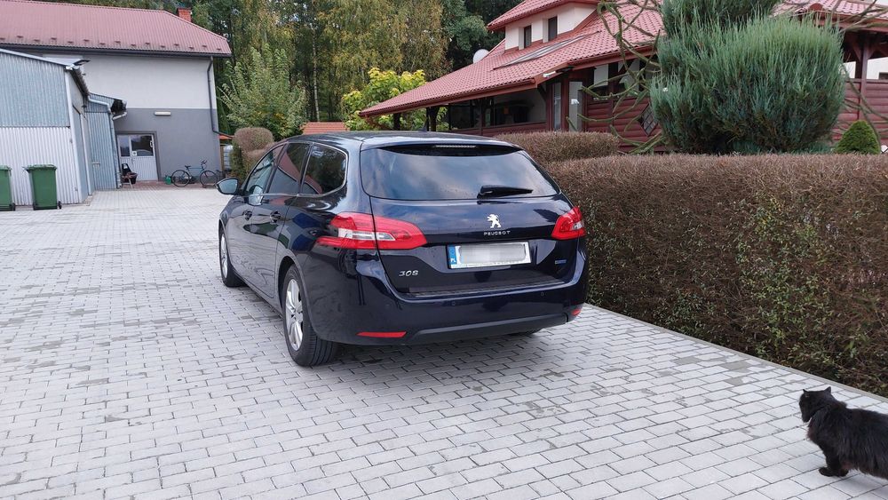 Peugeot 308 T9 1.6 blueHdi S&S 120hp, bezwypadkowy, prywatny 2kpl opon