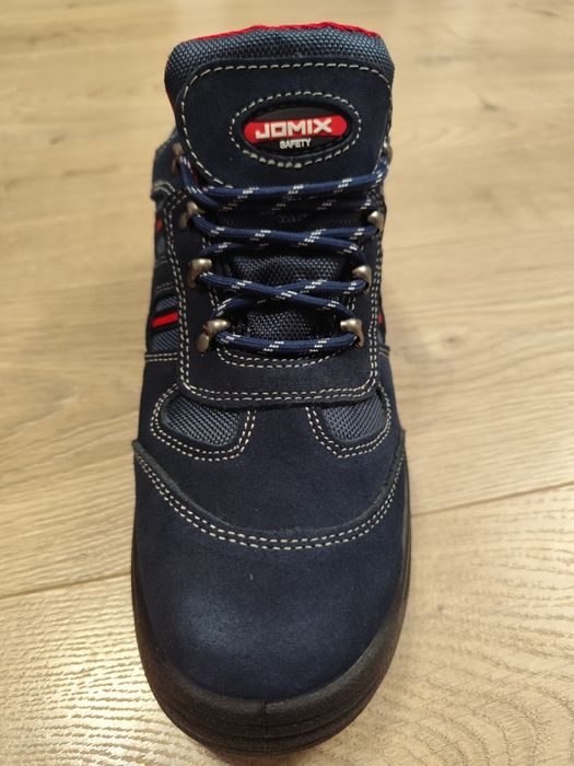 Obuwie robocze JOMIX S1P SRC buty męski stalowy nosek magazyn