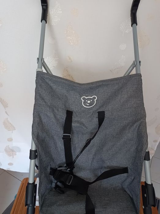 Carrinho de Criança - Artigo Usado