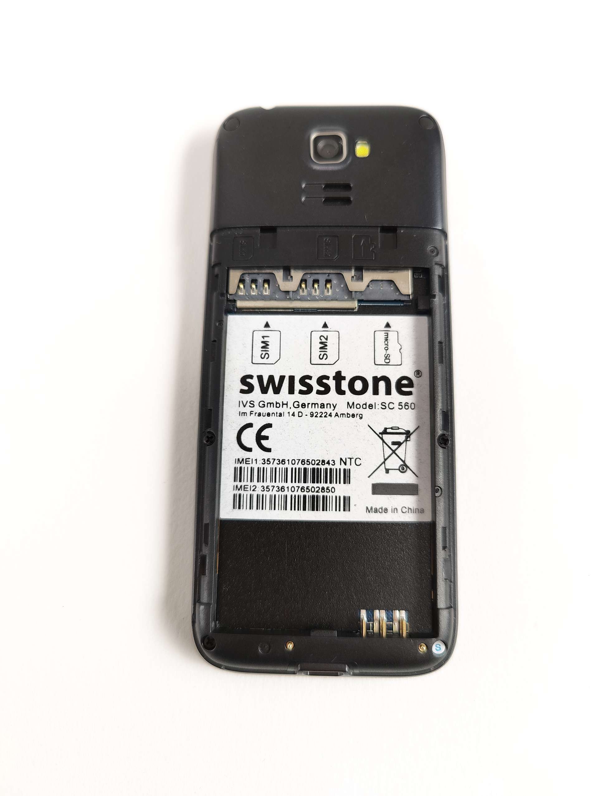 Telefon komórkowy Swisstone 1 32 MB 2G czarny