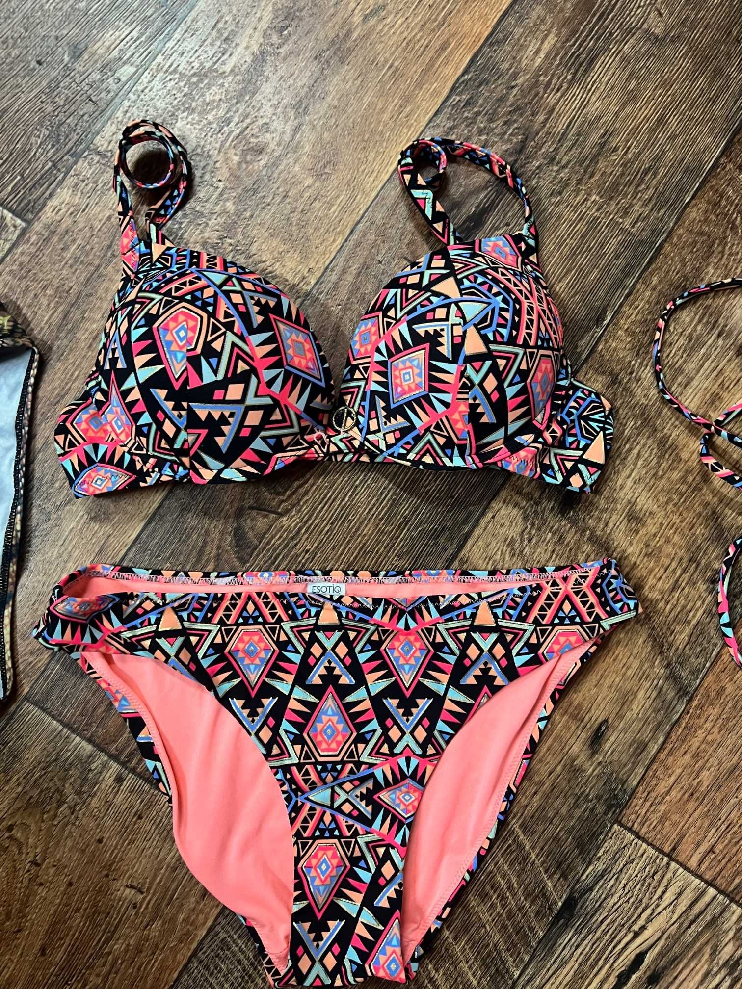 Kolorowy komplet strój kąpielowy Esotiq plus bikini esotiq r.S #76