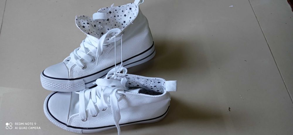 Trampki dziewczęce 33