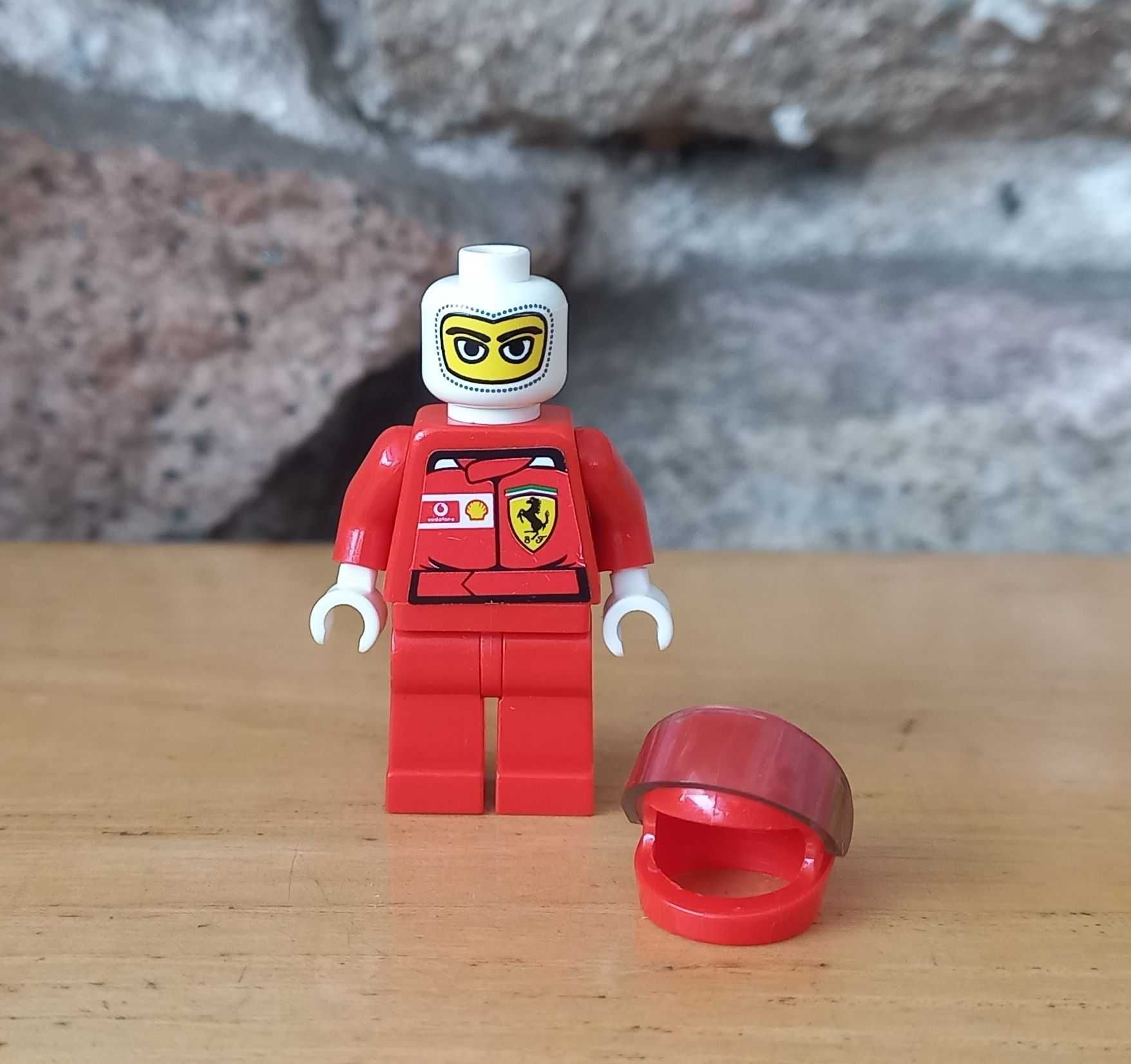 Lego Racers - Ferrari - Minifigurka rac024as - Kierowca Ferrari F1
