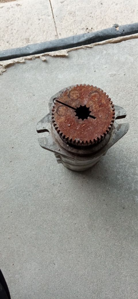 Pompa hydrauliczna do mini koparki Cat
