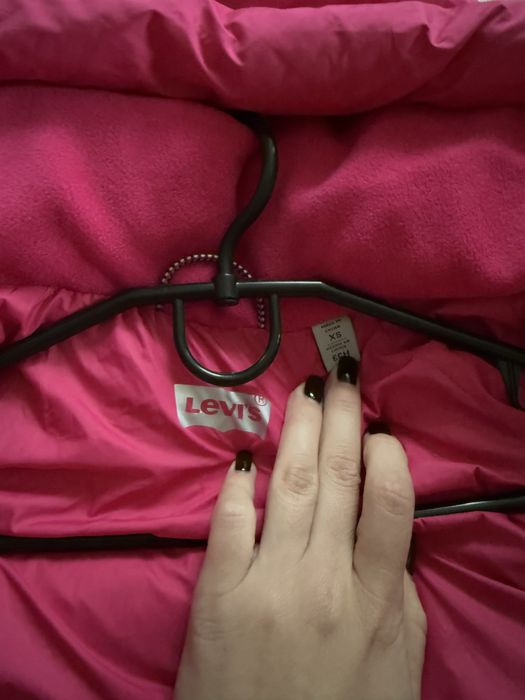Куртка пуфер пуховик levis оригінал хс