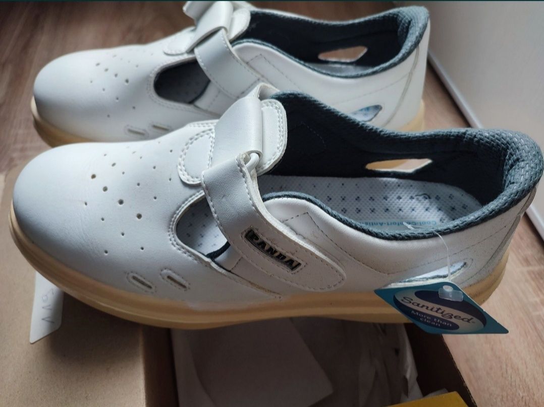 Włoskie buty robocze typu  S1 SRC PANDA LYBRA