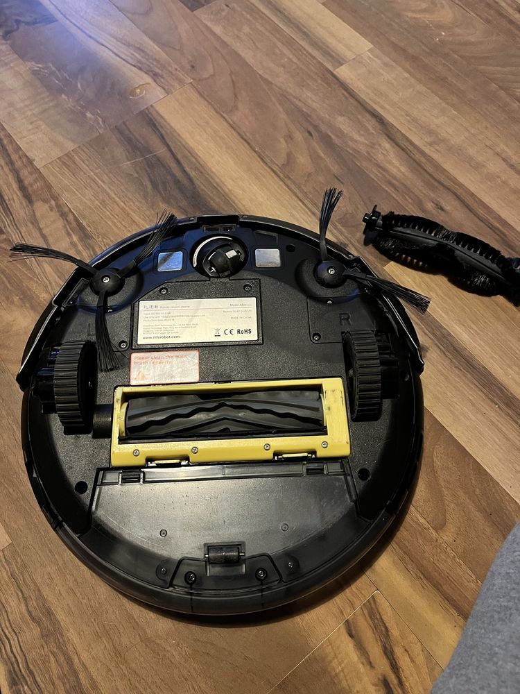 Robot sprzątający  ILIFE A8