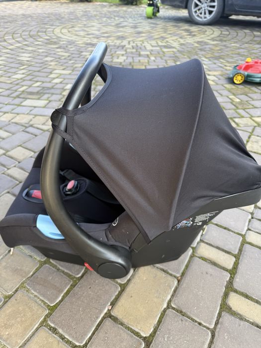 Автокрісло від 0 місяців