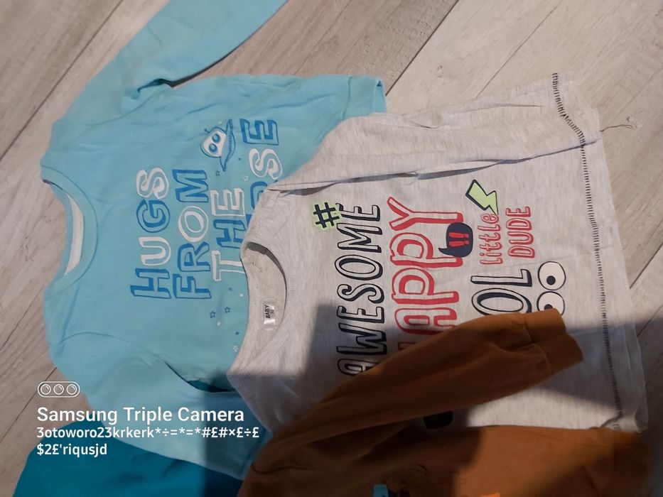 Bluzeczki Delikatnie Ocieplane