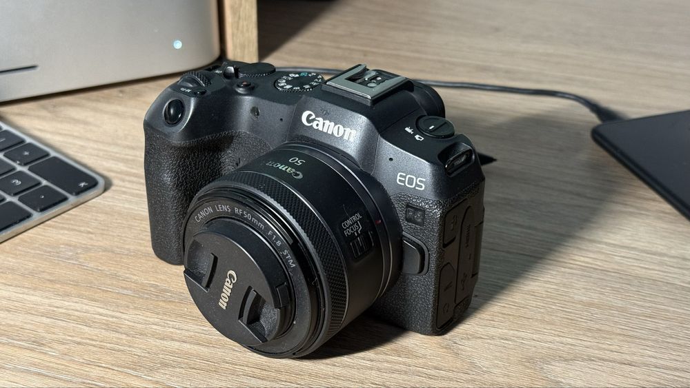 Canon R8, Canon RF 50mm f1.8 + gratisy