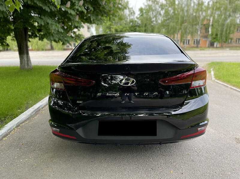Hyundai Elantra 2020