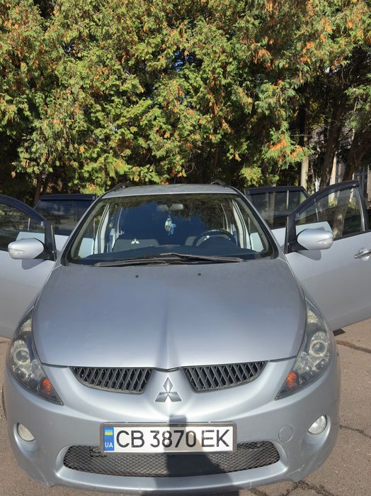 Продам авто Mitsubishi Grandis