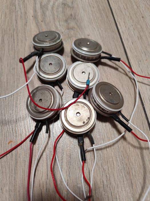 Тиристор, тиристори