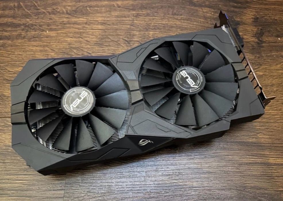 Видеокарта ігрова 470 асус 4 гб