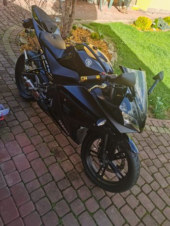 Yamaha yzf r125 rok 2010 kat. B