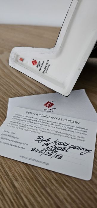 Porcelanowa figurka byk Hossa Ćmielów