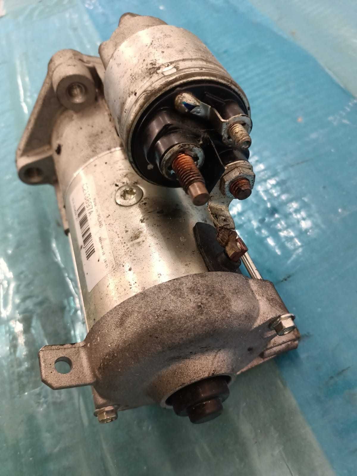 Rozrusznik Volvo do benzyny 2,0 VEA
