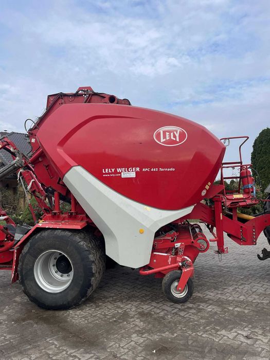 Prasoowijarka Lely welger rpc445 tornado