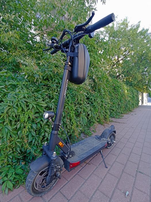 Prawie nowa hulajnoga elektryczna JOYOR Y6-S Opony 10 Cali, zasięg 60