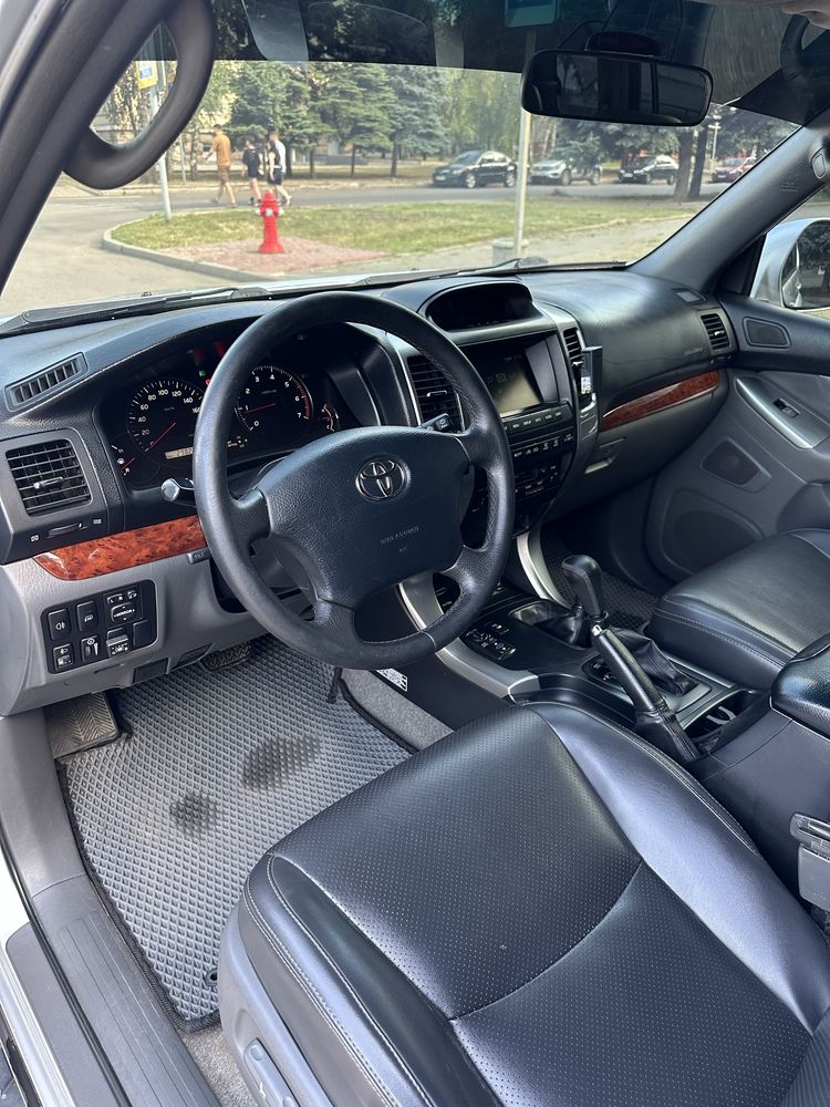 Продам Toyota Prado 4.0