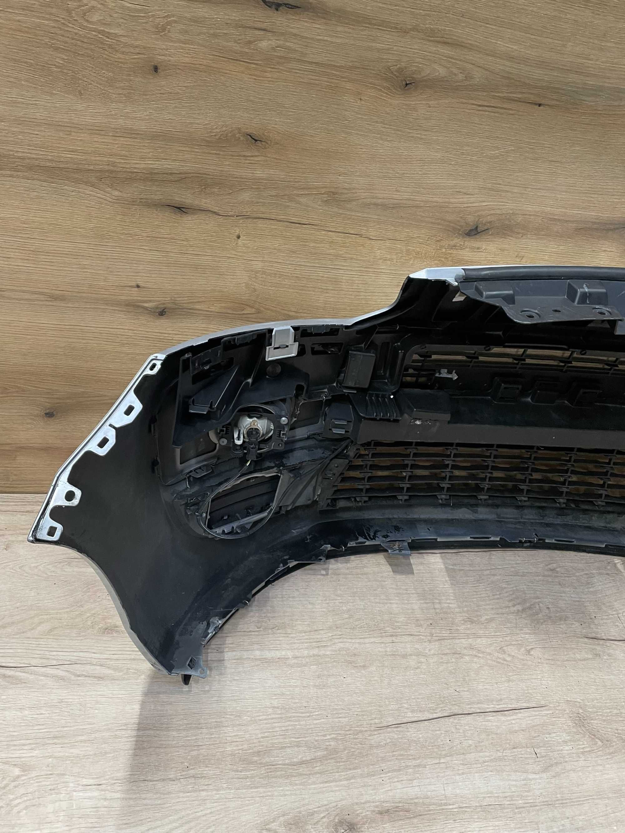 Zderzak przedni Citroen C3 Picasso kolor ezrc