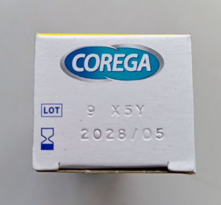 Corega Krem mocujący do protez zębowych Super mocny 70g 10 szt.
