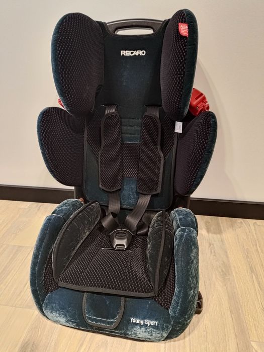 Fotelik samochodowy RECARO young sport 9-36kg