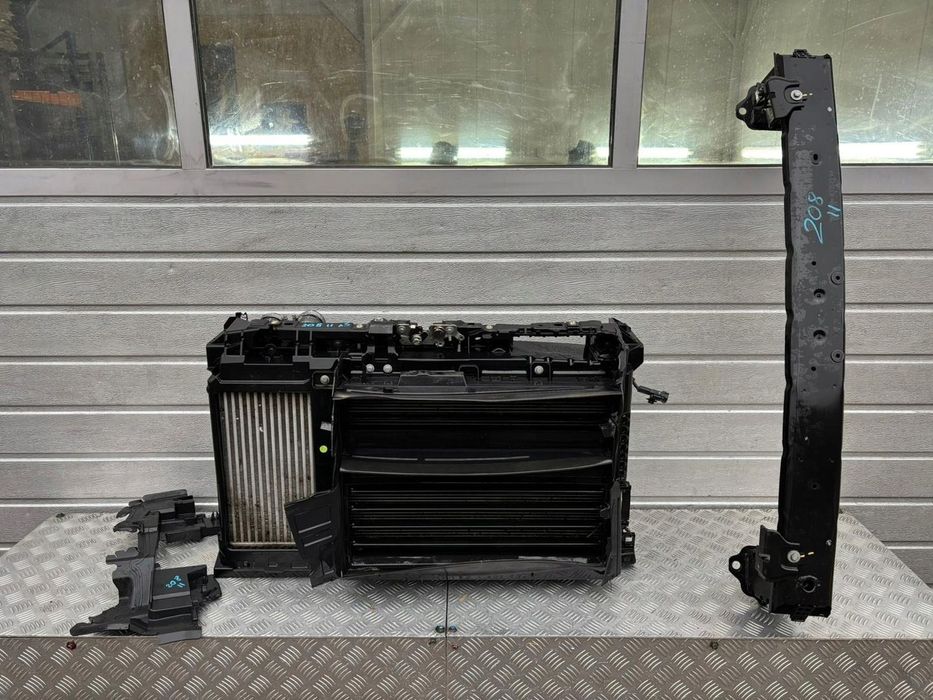 PEUGEOT 208 II PAS PRZÓD CHŁODNICE BELKA 1.5 BHDI