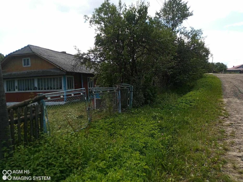 Будинок в селі Красне