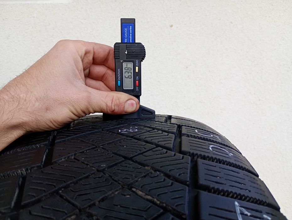 255/50 r20    4шт. Pirelli 20р. зима шини резина 255 50 20 (w75*432)