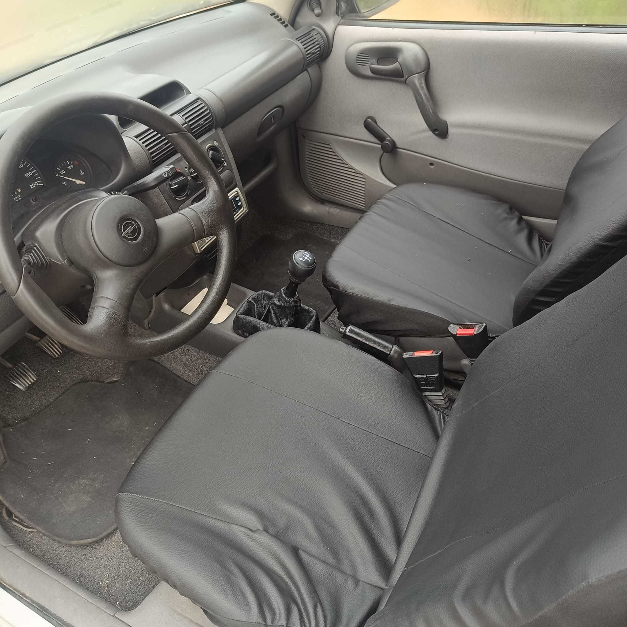 Opel Corsa 96, inspeção e IUC pagos maio 2025.
