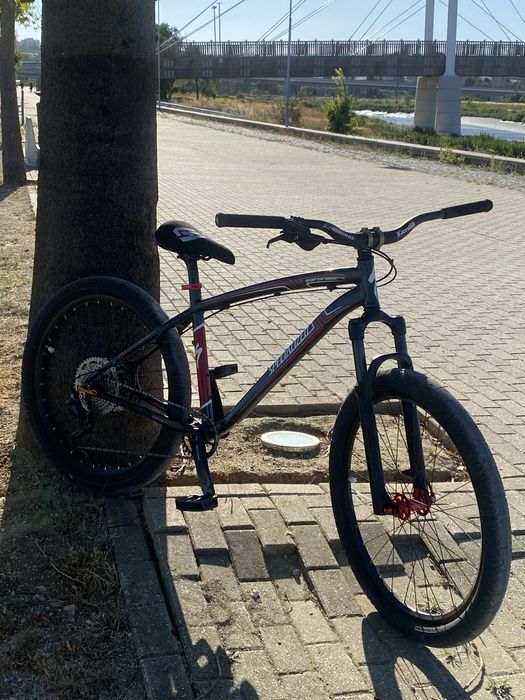 Specialized hardrock 2010