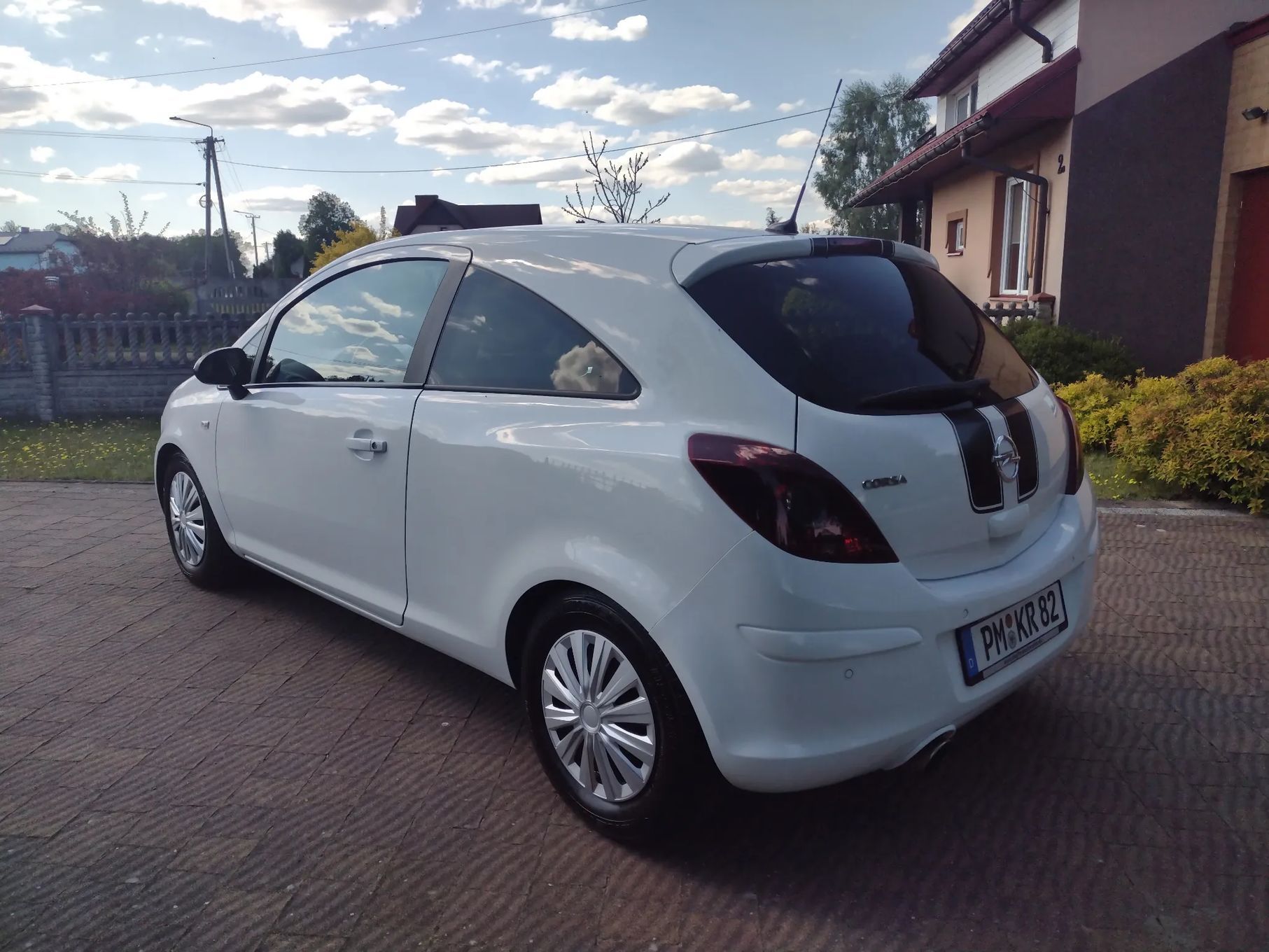 Opel Corsa D *LIFT 1.4i 16V 100KM *3D *Super Stan*Klima*Navi*Tempomat*PDC*Serwis.