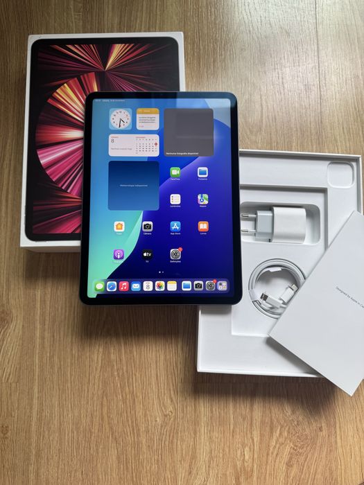 Ipad Pro M1 3 geracão de 128gb 11’ com Capa Apple