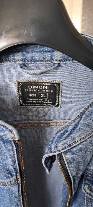 Жіночий джинсовий піджак